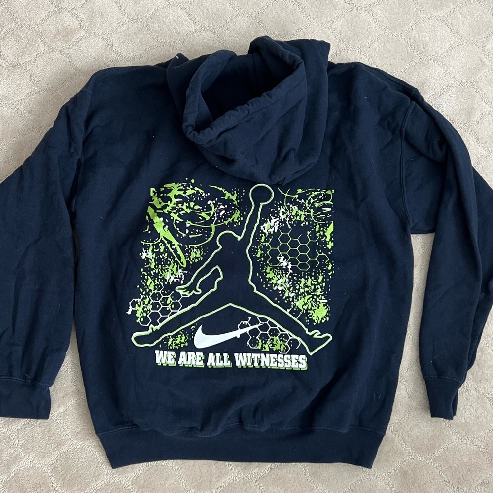 Gildan Heavy Blend NIKE graphic Unisex Hoodie, Size Large
